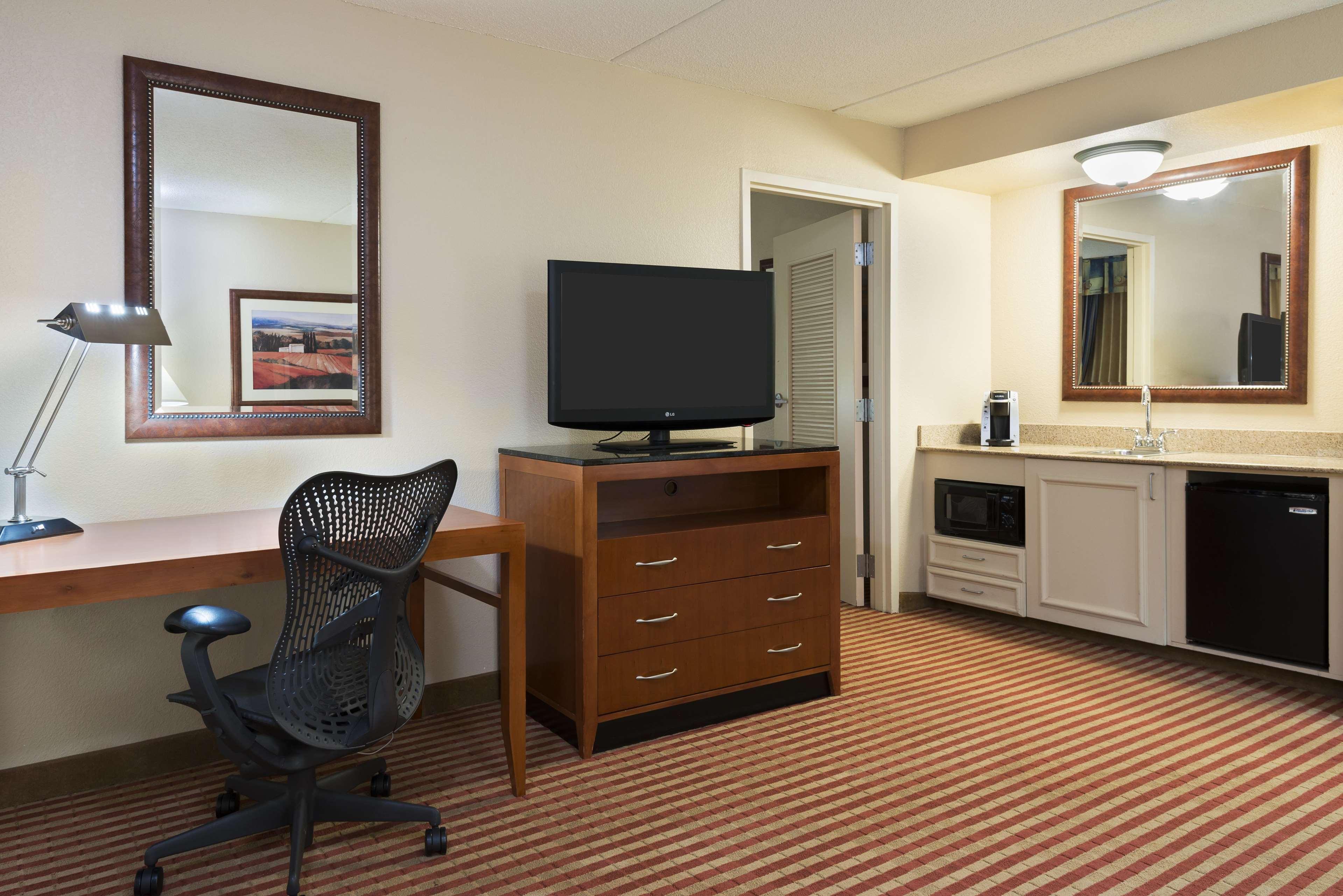 Hilton Garden Inn Washington Dc/Greenbelt Bagian luar foto